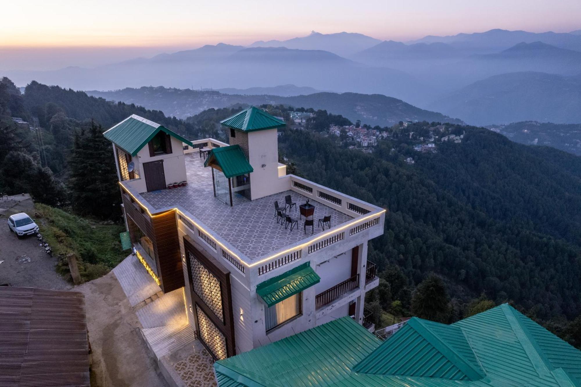The Seasons Dalhousie - Best Valley View & Mountain View Hotel In Dalhousie Exteriör bild